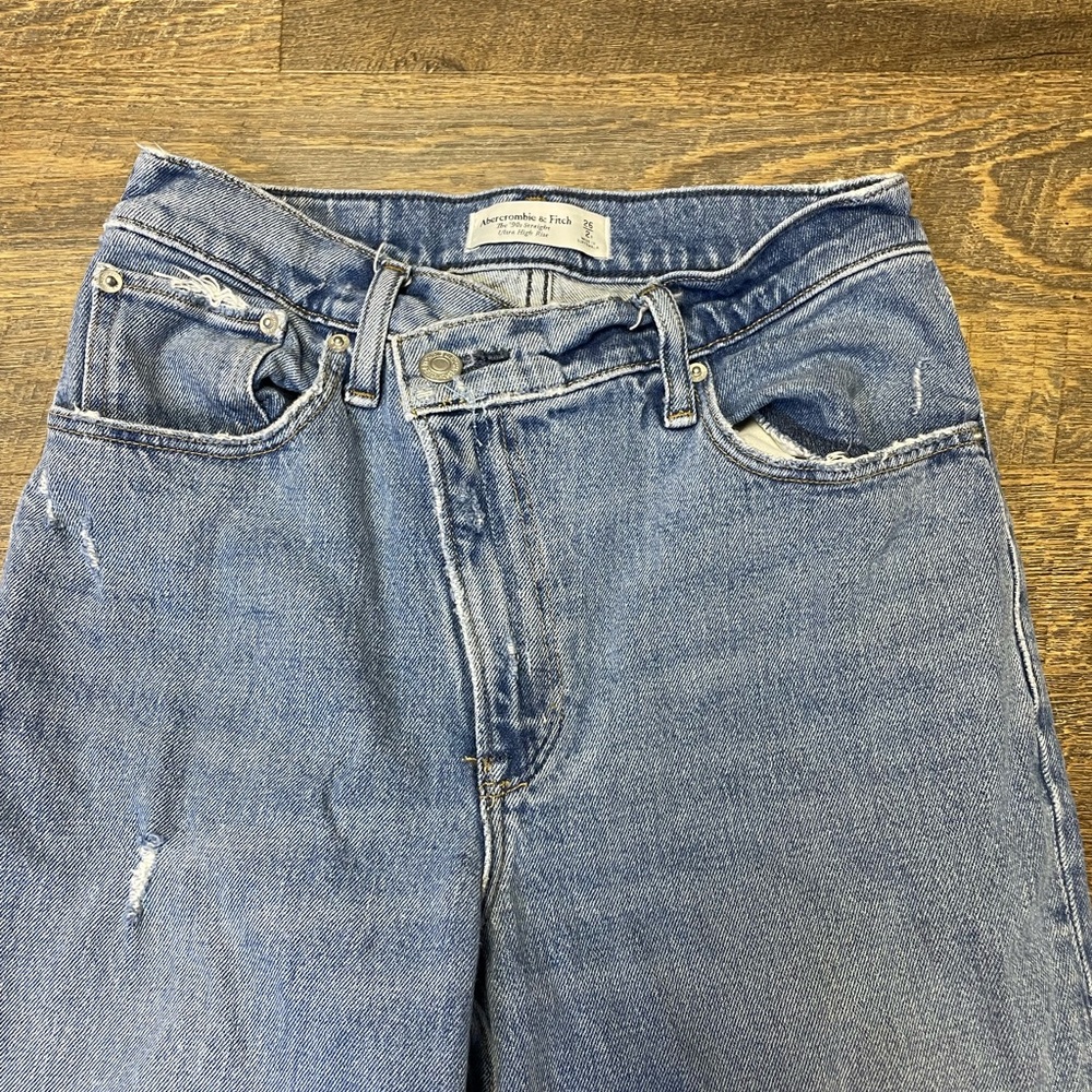 Abercrombie Fitch Jeans 90s Straight Ultra High Rise Cross Waist Distressed 26/2 - Picture 2 of 11